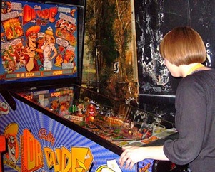 dr-dude-pinball-machine