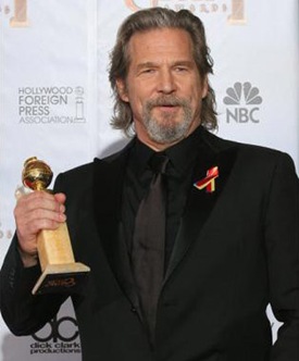 95655717...Actor Jeff Bridges poses with his award for best performance by an actor in a motion picture - drama for "Crazy Heart" in the photo room at the 67th Annual Golden Globe Awards at the Beverly Hilton Hotel in Beverly Hills, California, January 17, 2010.  AFP PHOTO / Valerie Macon (Photo credit should read VALERIE MACON/AFP/Getty Images)